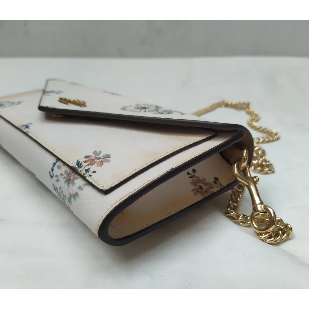 Coach White Leather Floral Flap Closure Crossbody Credit Card Wallet